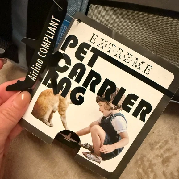 *NWT* LIGHT BLUE PET CARRIER - Picture 9 of 10